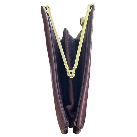 Balenciaga Burgundy Leather Coin Wallet Kiss Lock Made in Italy Luxury VGUC - Picture 5 of 13